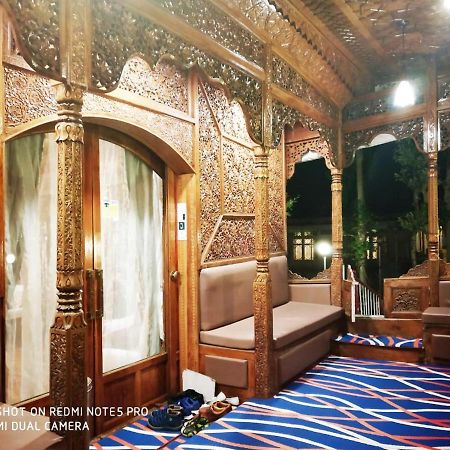 The Mughal Sheraton Houseboat Durgjan Exterior foto